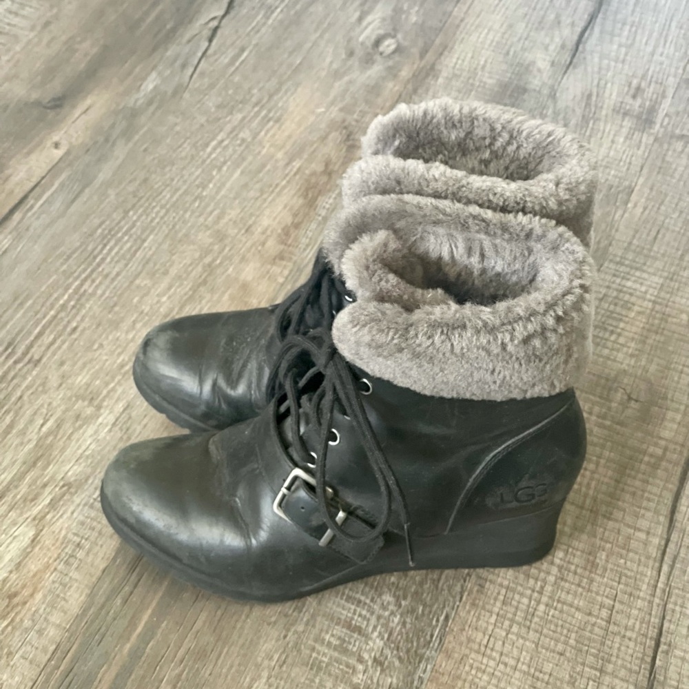 Ugg wedge booties